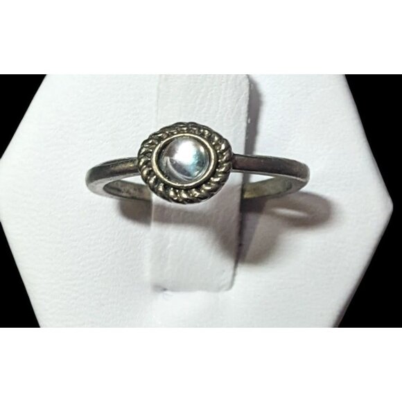 Minimalist Silver Tone Ring With Clear Cabochon Size 7 - Picture 1 of 13
